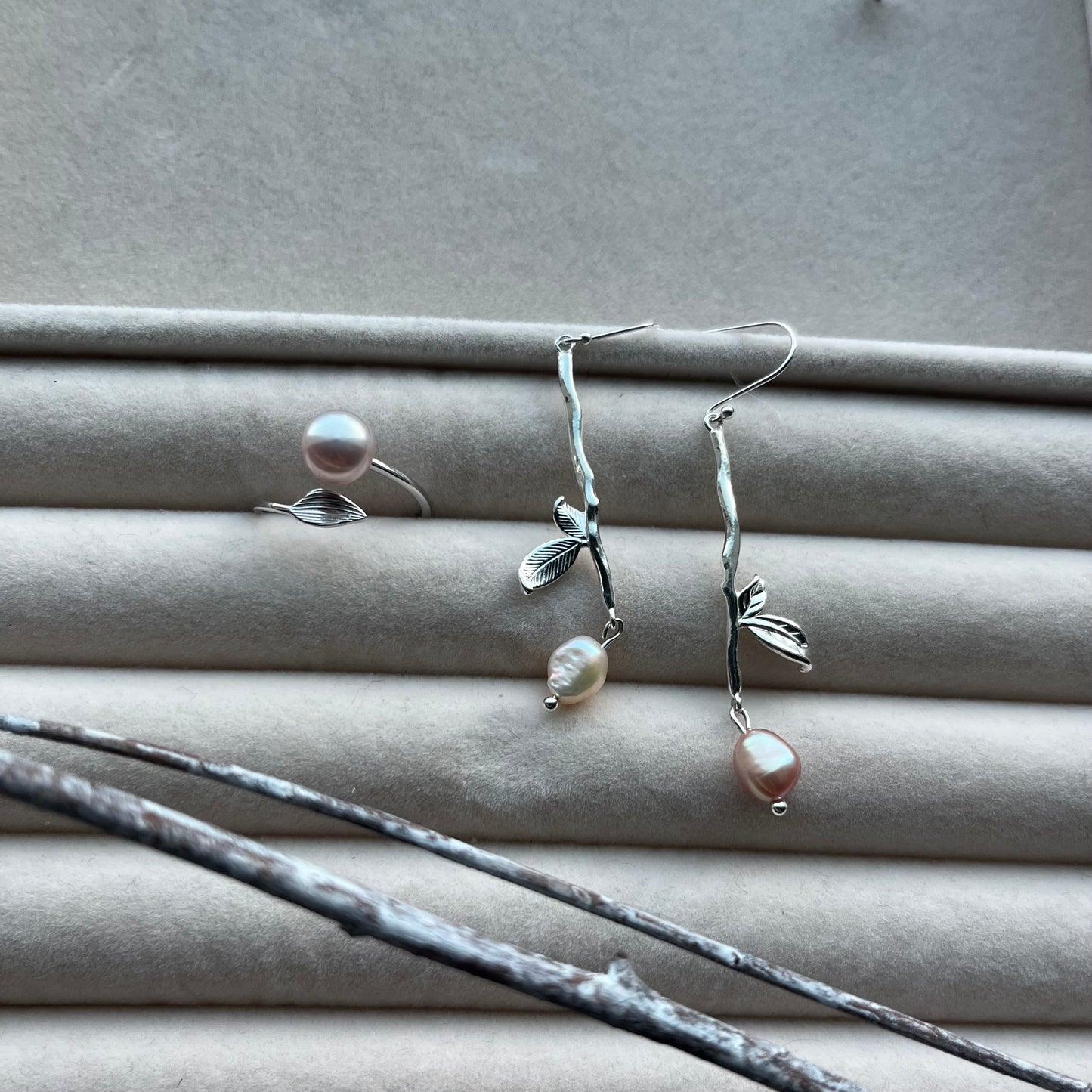 Shibui Foliage Ring with Certified Biwa Pearls