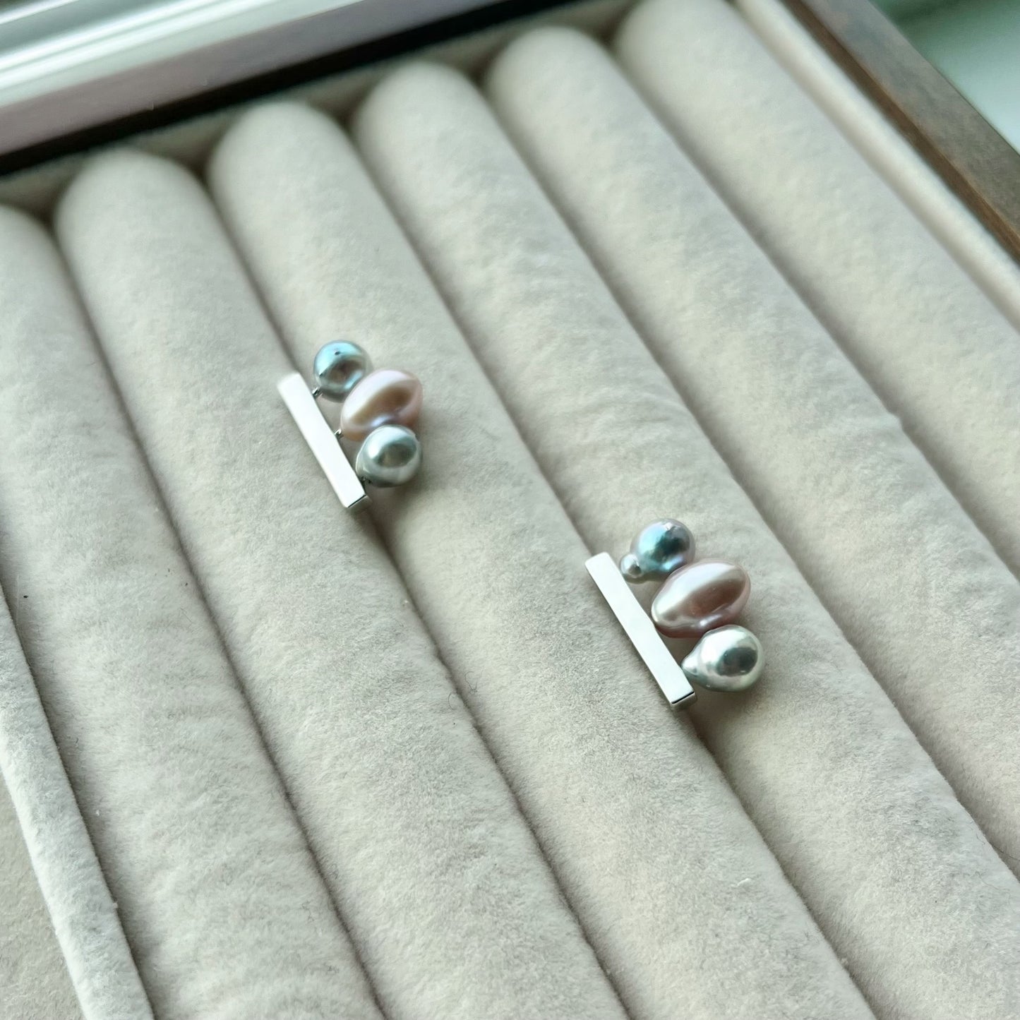 Hikari Chowa Earrings