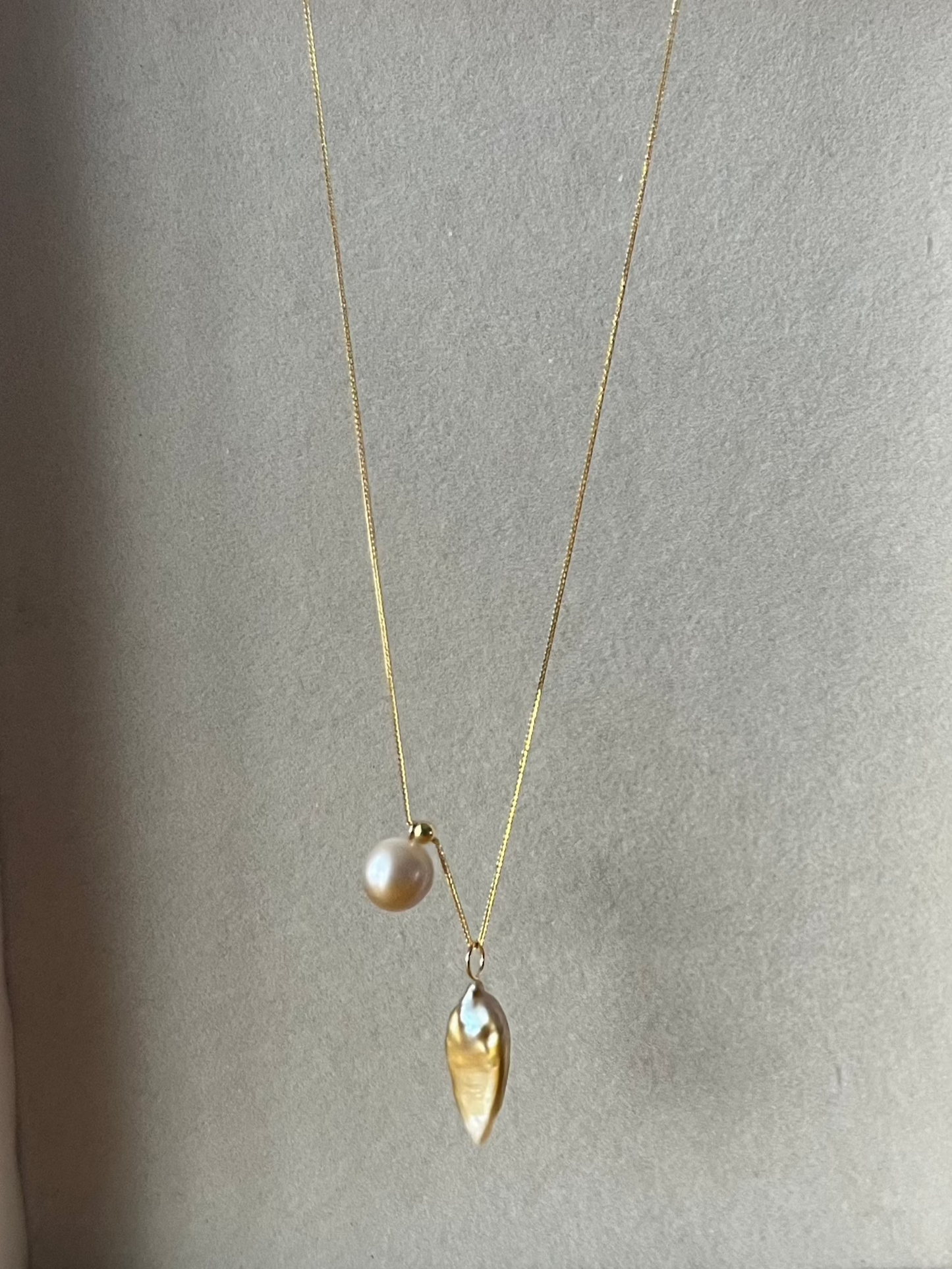 18K Mizumi Spire Necklace with Certified Biwa Pearls