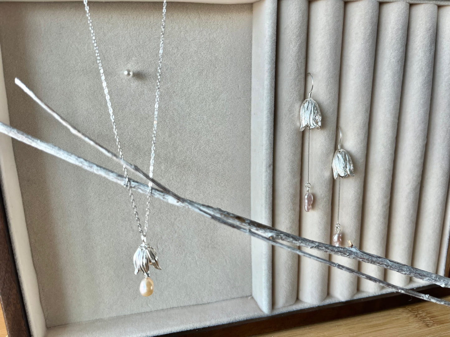 Shibui Lilia Necklace