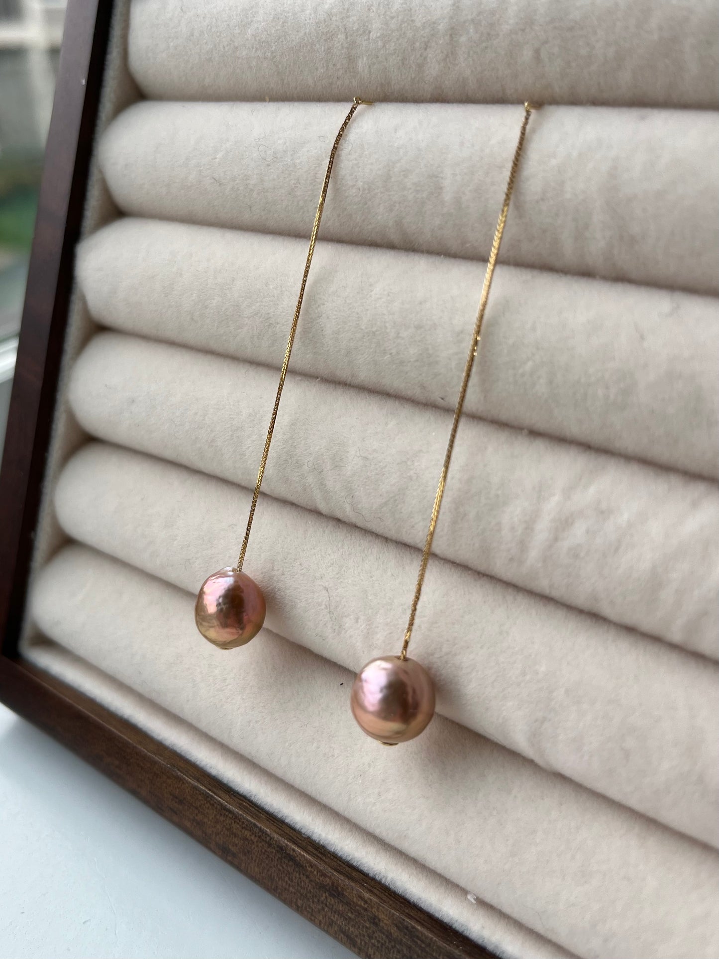 18K Mizumi Classic Earrings with Certified Biwa Pearls