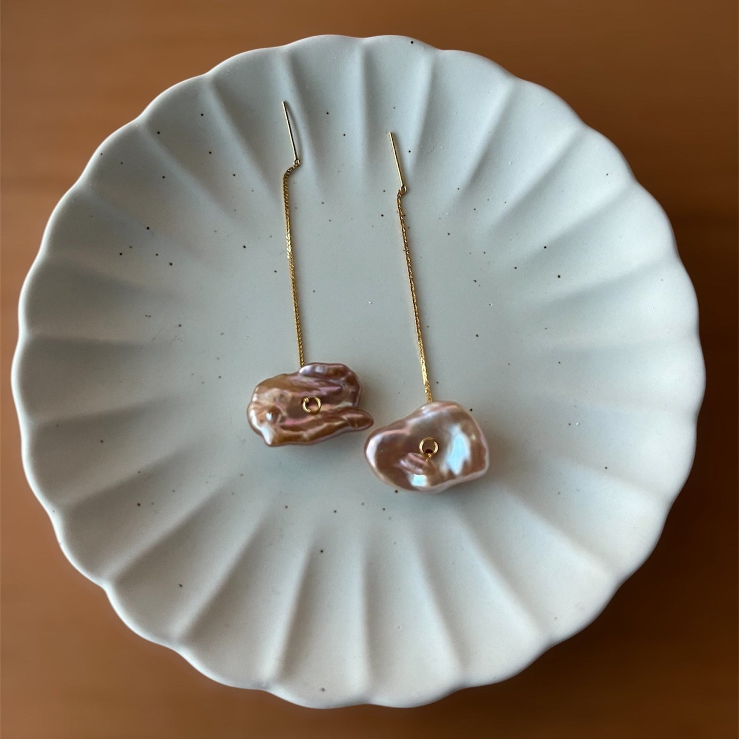 18K Mizumi Petal Earrings with Certified Biwa Pearls