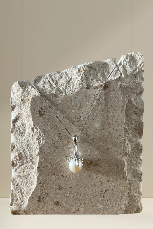 Shibui Tsubomi Necklace