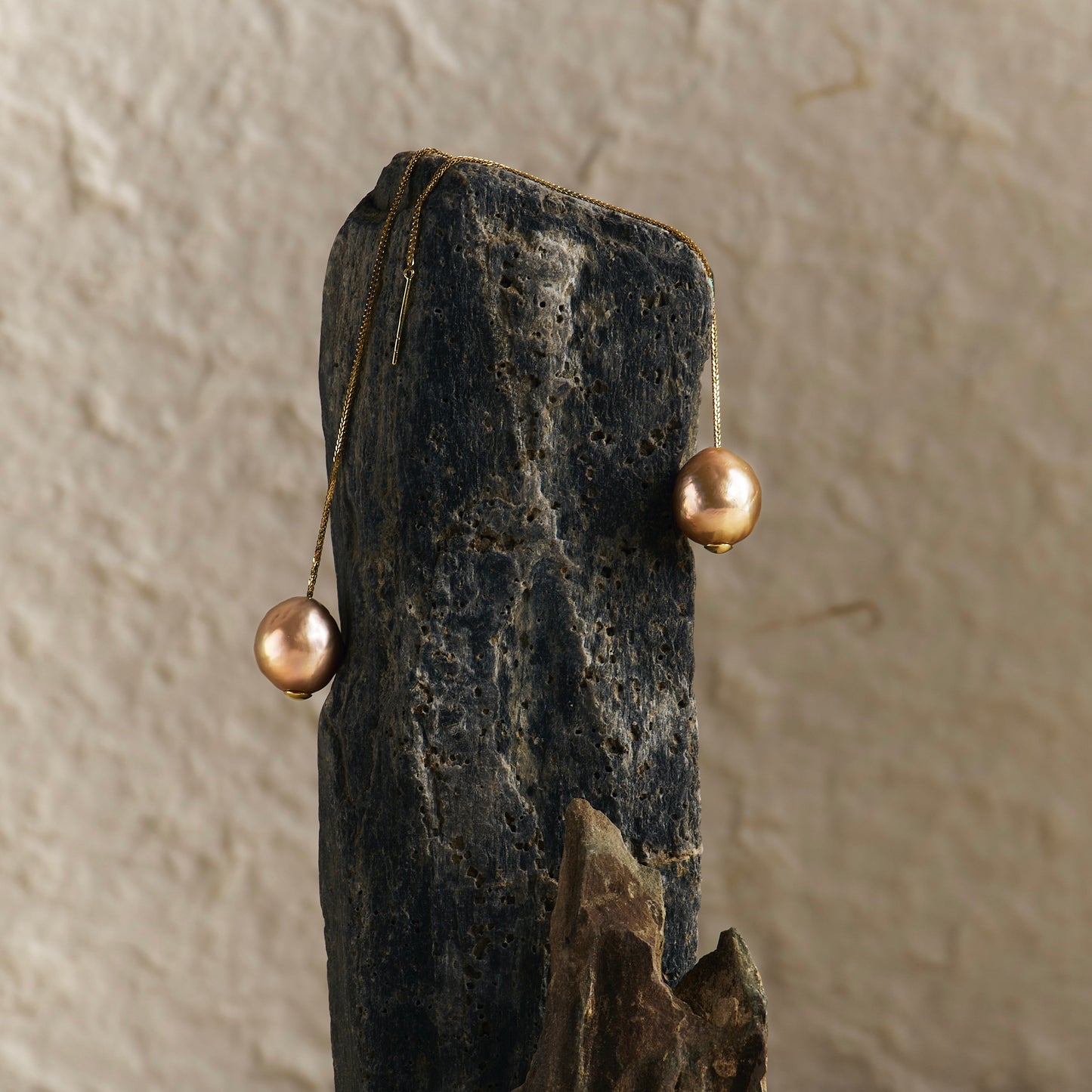 18K Mizumi Classic Earrings with Certified Biwa Pearls