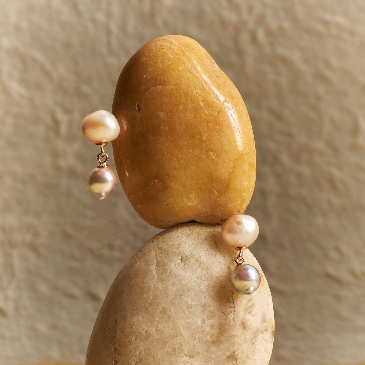 18K Mizumi Nijuu Earrings with Certified Biwa Pearls