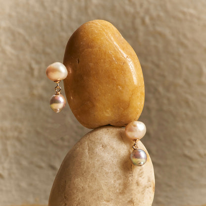 18K Mizumi Nijuu Earrings with Certified Biwa Pearls