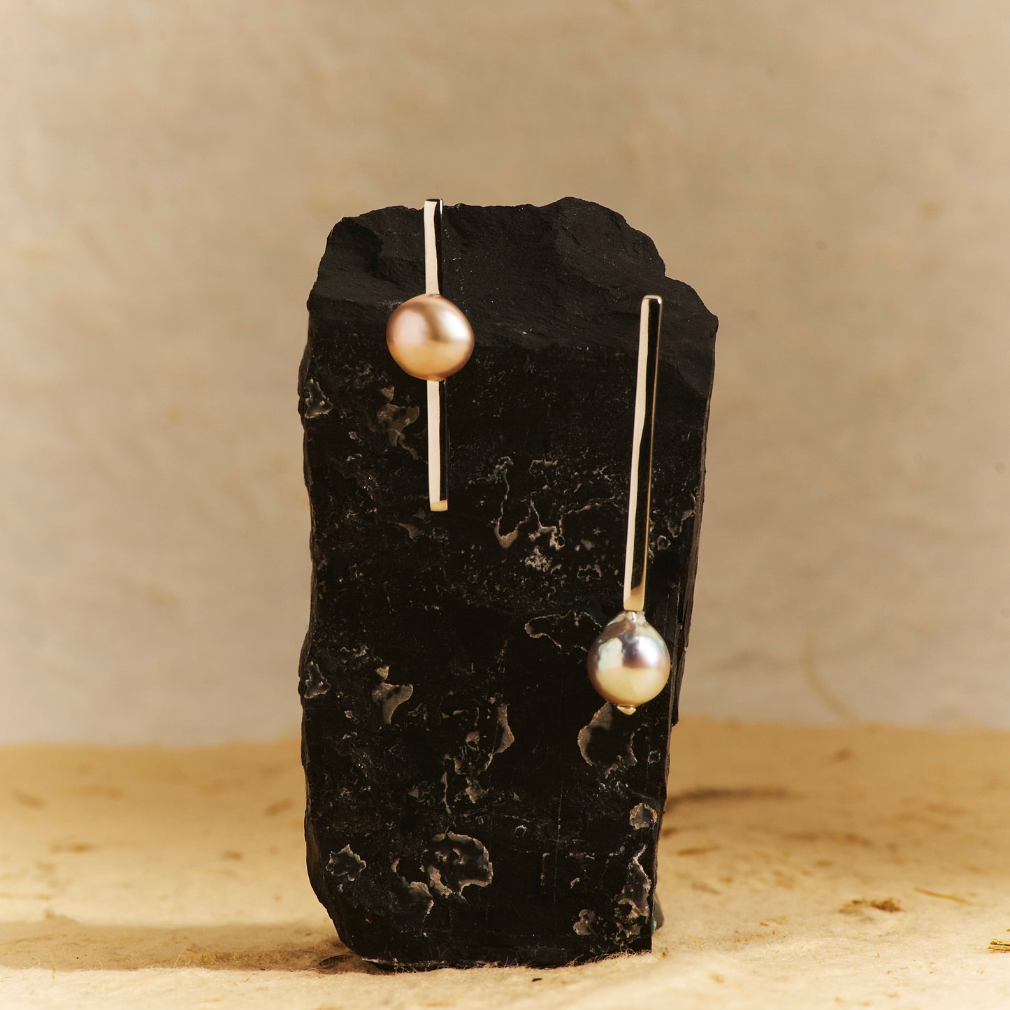 Hikari Enso Earrings