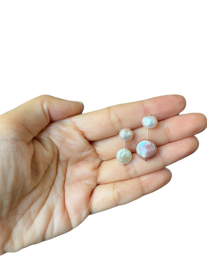 18K Mizumi Eigetsu Earrings with Certified Biwa Pearls