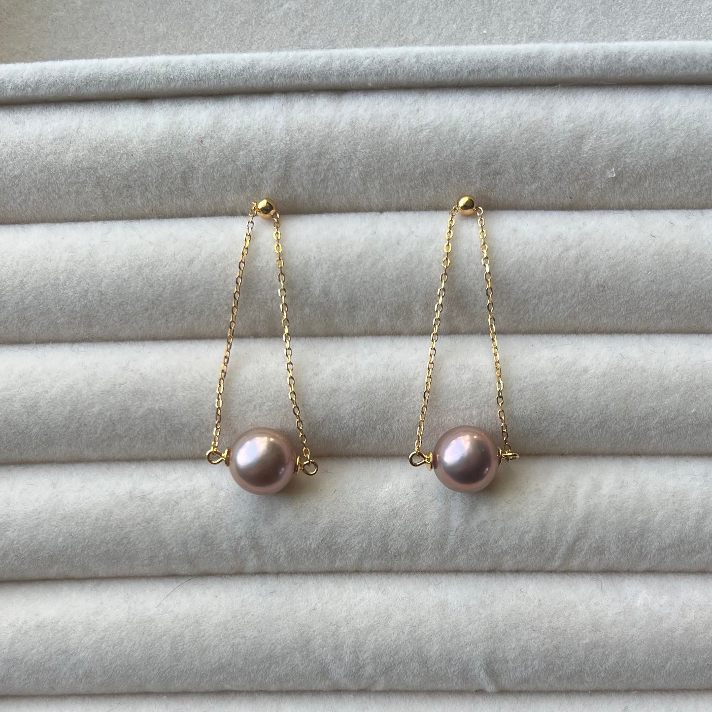 18K Mizumi Tsukikage Earrings with Certified Biwa Pearls