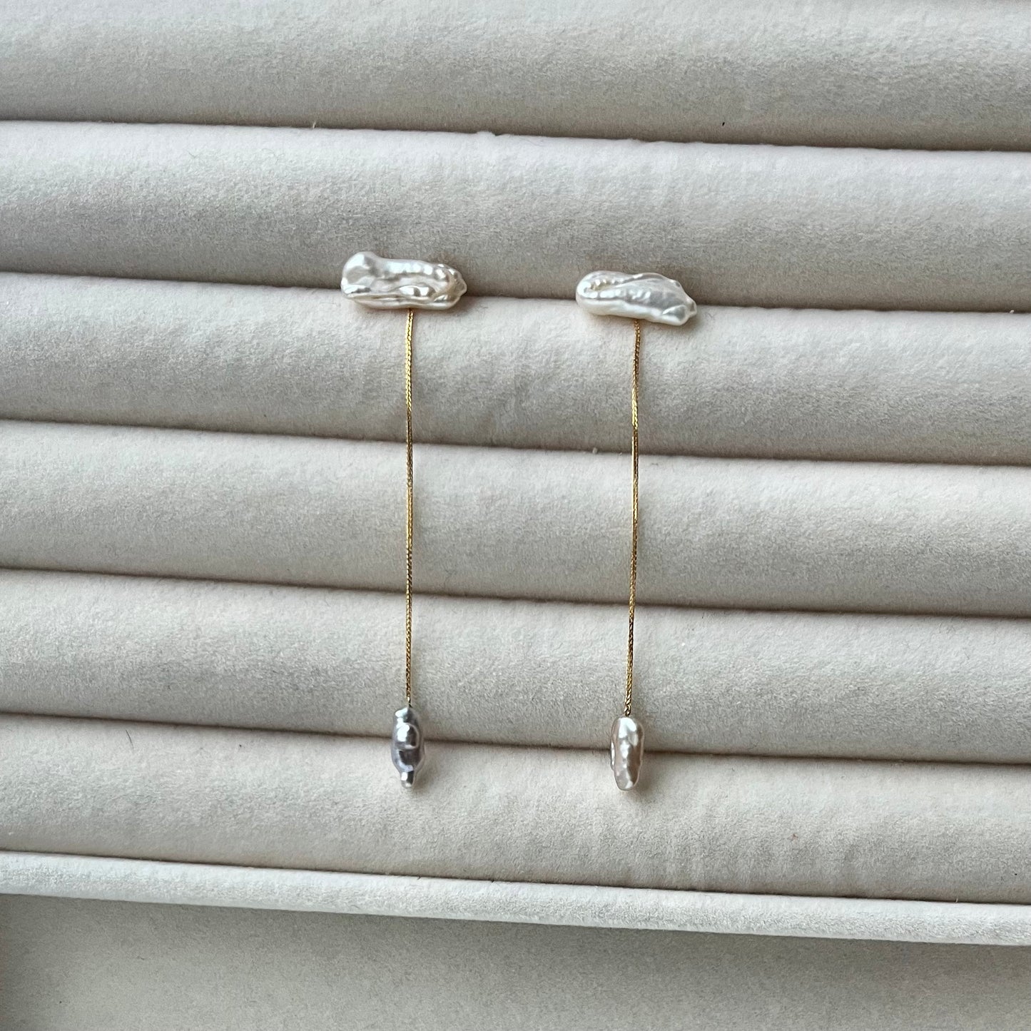 18K Mizumi Zen Earrings with Certified Biwa Pearls