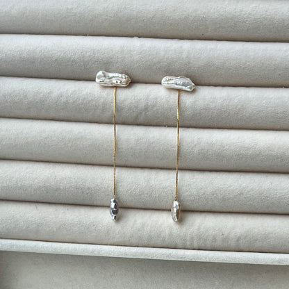 18K Mizumi Zen Earrings with Certified Biwa Pearls