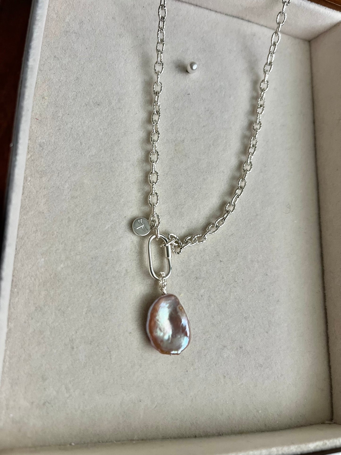 Kouei Tsuzuri Necklace