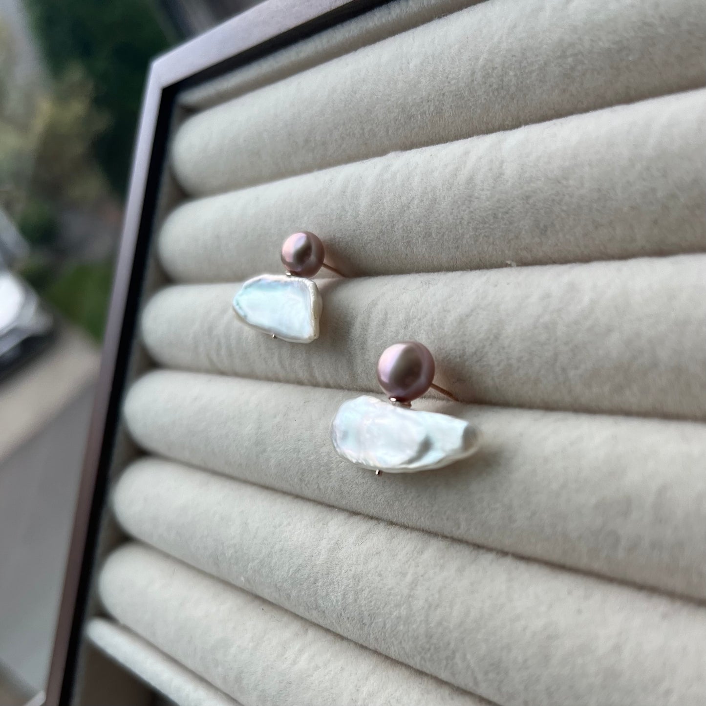 18K Mizumi Zen Earrings with Certified Biwa Pearls