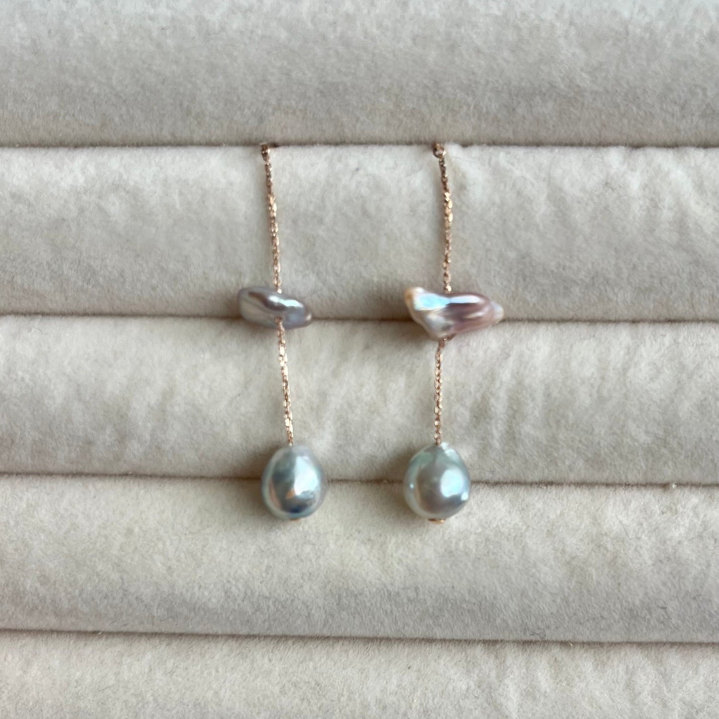 18K Mizumi Ito Earrings with Certified Biwa Pearls