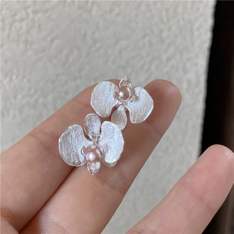 Shibui Ran 蘭 Earrings