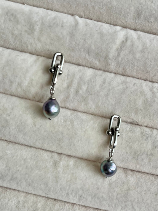 Hikari Tsunagi Earrings