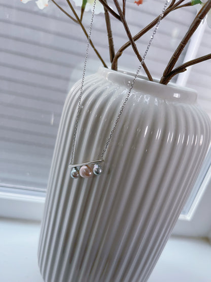 Hikari Chowa Necklace