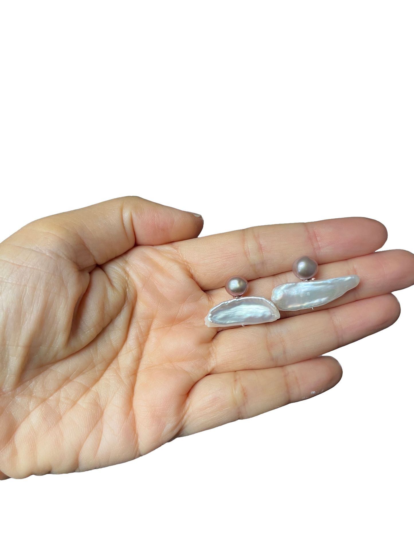 18K Mizumi Zen Earrings with Certified Biwa Pearls