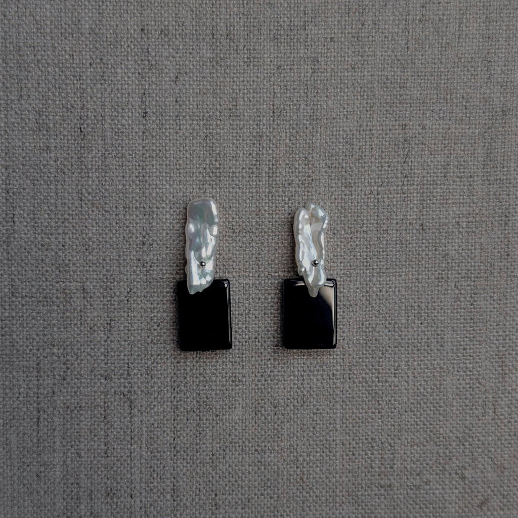 Kouei Kuroha Earrings