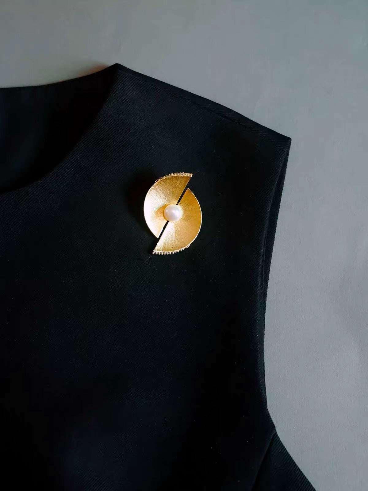 Kouei Wa Brooch