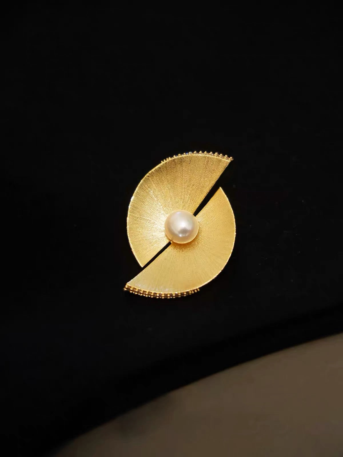 Kouei Wa Brooch