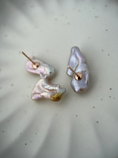 18K Mizumi Wings Earrings with Certified Biwa Pearls (limited edition)