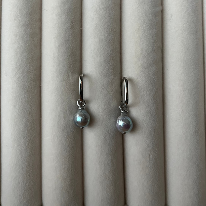 Hikari Link Earrings with Japanese Akoya Pearls