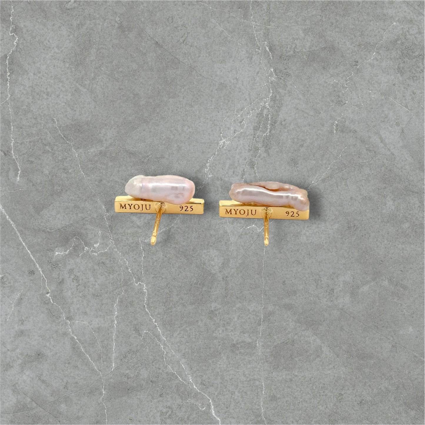 Mizumi Bar Earrings with Certified Biwa Pearls