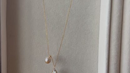 18K Mizumi Spire Necklace with Certified Biwa Pearls